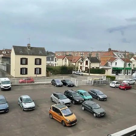 Апартаменты Grand Studio Centre-ville Gare Parking 2pers Труа