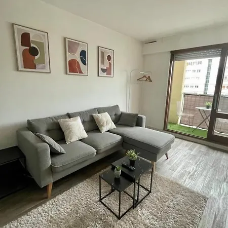 Grand Studio Centre-ville Gare Parking 2pers * Труа